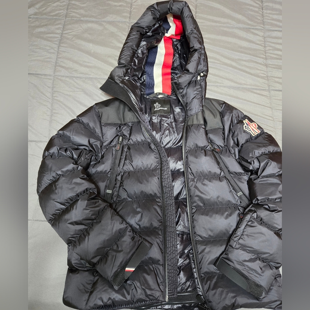 Moncler Grenoble Camurac down-paneled jacket